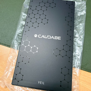 CAUDABE VEIL 카우다베 베일 아이폰17pro 케이스 이미지