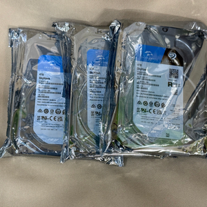 Seagate SkyHawk 4TB CCTV HDD 하드디스크 3개 일괄 이미지