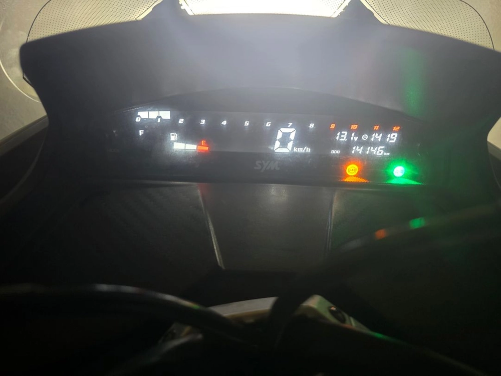 SYM VSX 125cc 블랙 스쿠터.14500.짧은키로수 이미지