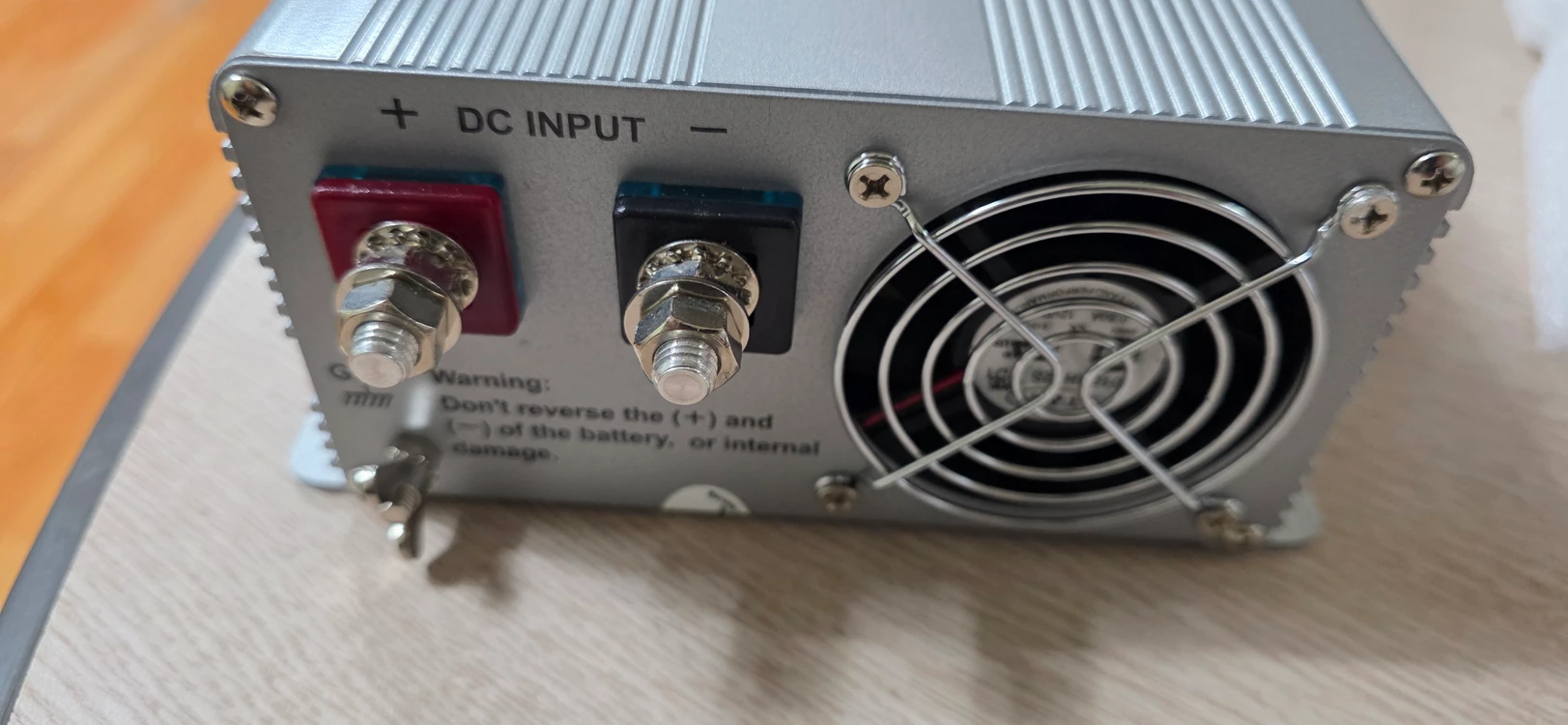 izzy power HT-E-1000-12 인버터 이미지