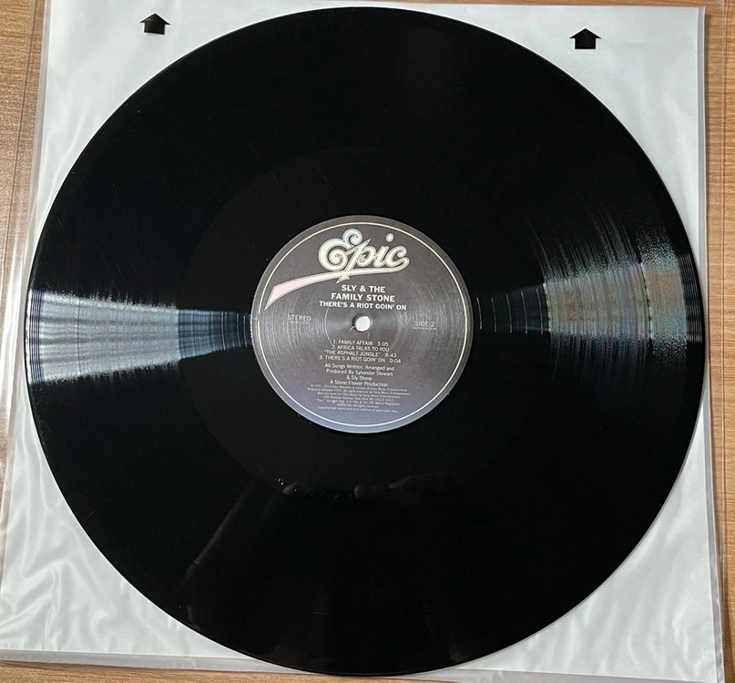 슬라이 앤 더 패밀리 스톤 Theres a Riot Goin On LP Vinyl 이미지