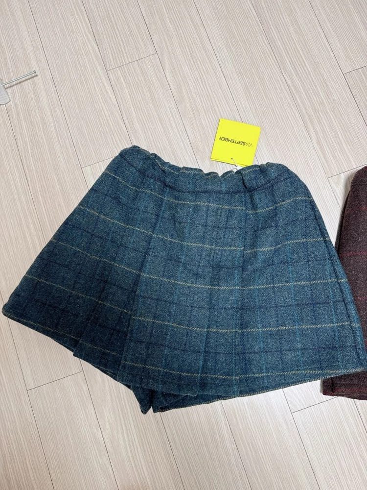 비아셉템버 모직 치마반바지 150두벌 일괄(택포) 이미지