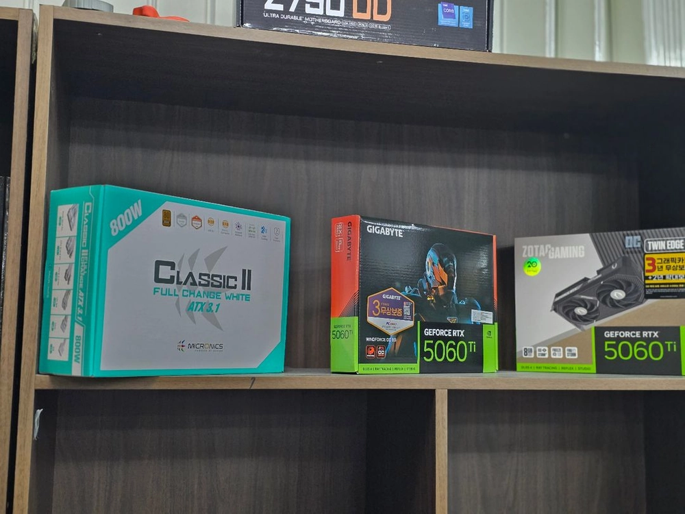 RTX5060Ti 국내정품 미개봉신품 부산 이미지