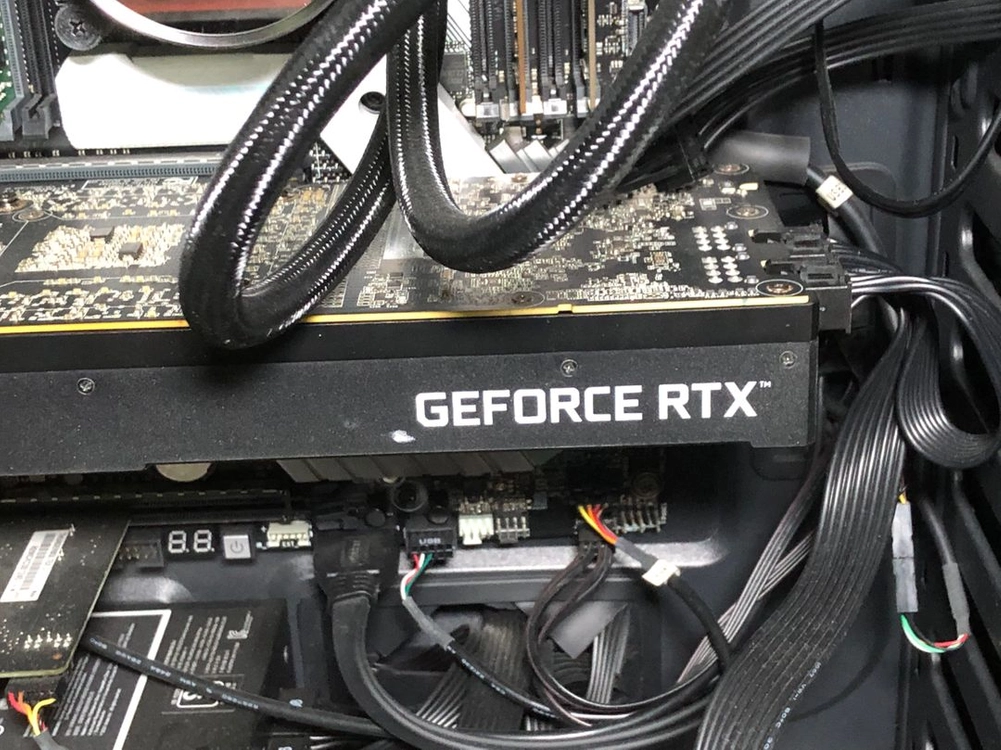 rtx 2080ti 11g 조텍 블로워 팝니다 이미지