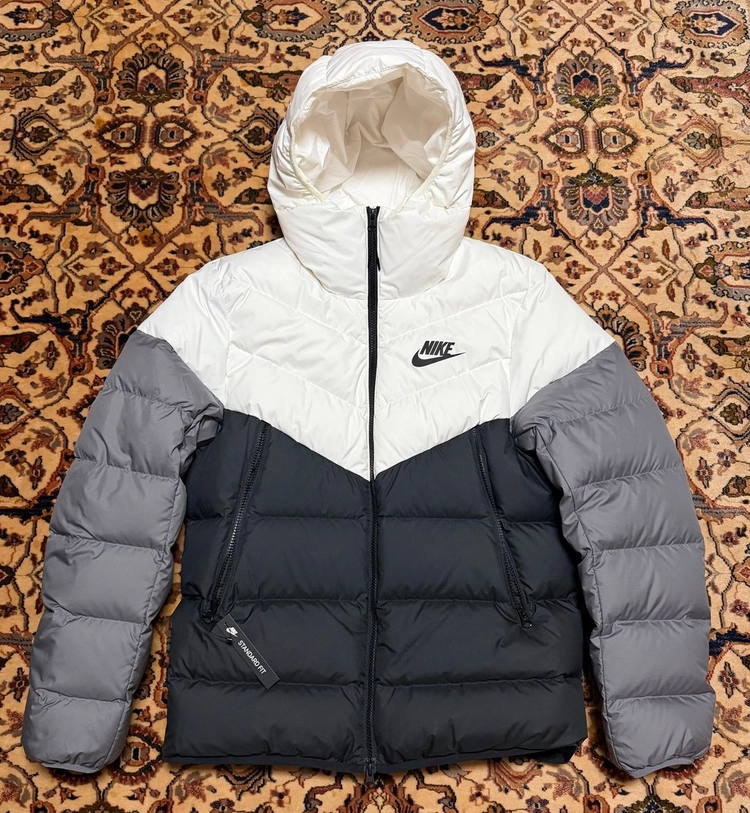 NIKE 나이키 새제품 블랙/화이트/그레이 스포츠웨어 다운 필 윈드러너 후디 패딩 자켓 M 95사이즈 이미지