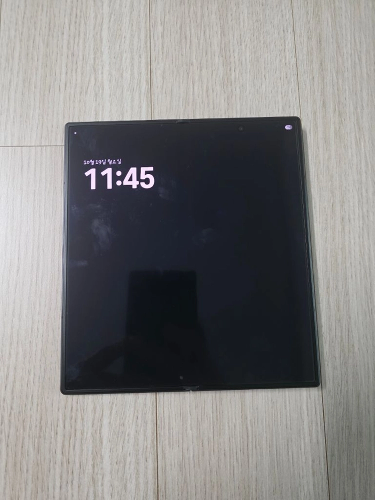 갤럭시 폴드8 울트라 1TB 그라파이트 이미지