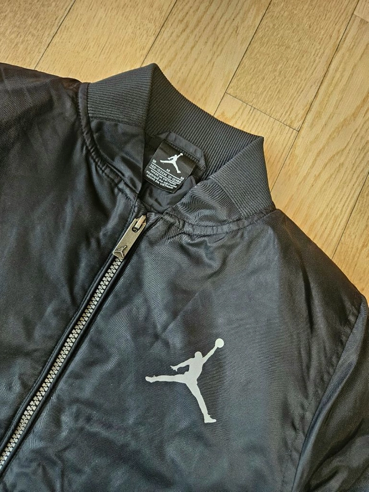 나이키키즈 조던 블랙 봄버 자켓 패딩점퍼 M 이미지