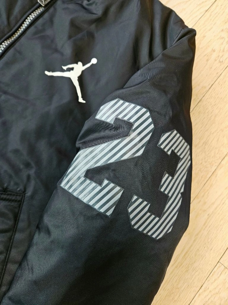 나이키키즈 조던 블랙 봄버 자켓 패딩점퍼 M 이미지