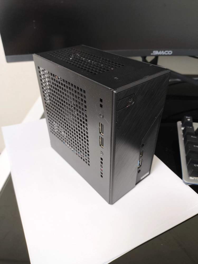 애즈락 X300 미니PC 라이젠5600G 32G 512G HDD 2TB 63만원 팝니다 이미지