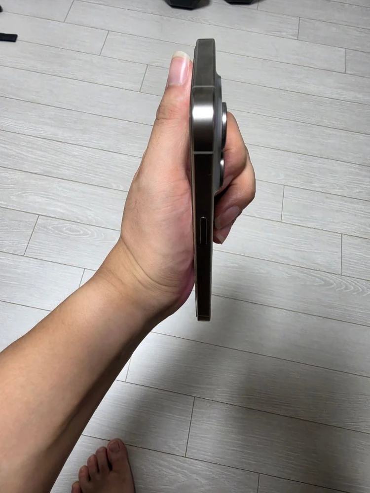 아이폰15프로 내추럴티타늄 256G 자급제 이미지