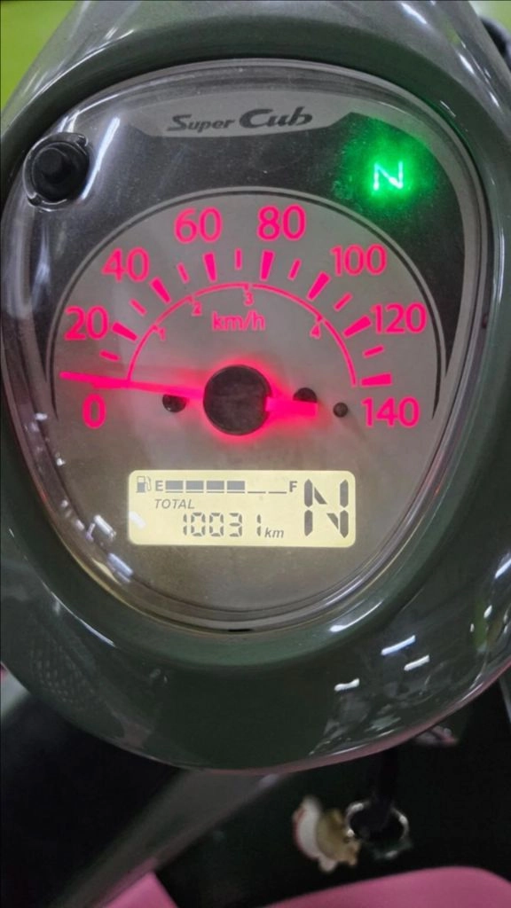 혼다 슈퍼커브 110cc 올리브그린 25년식 이미지