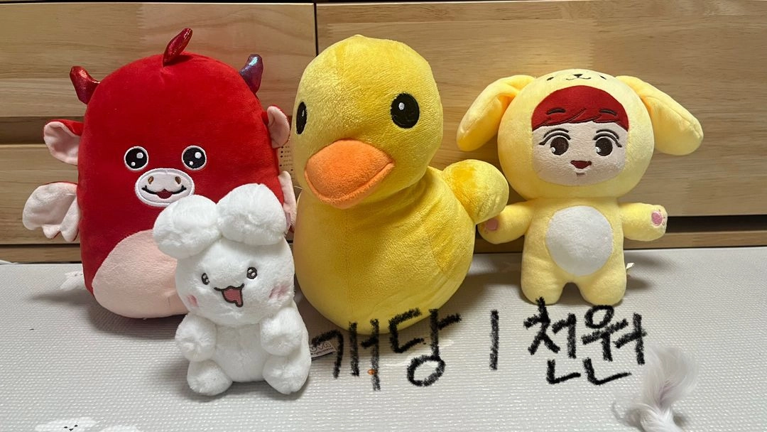 인형(농담곰, 어피치, 산리오, 포켓몬 등) 이미지