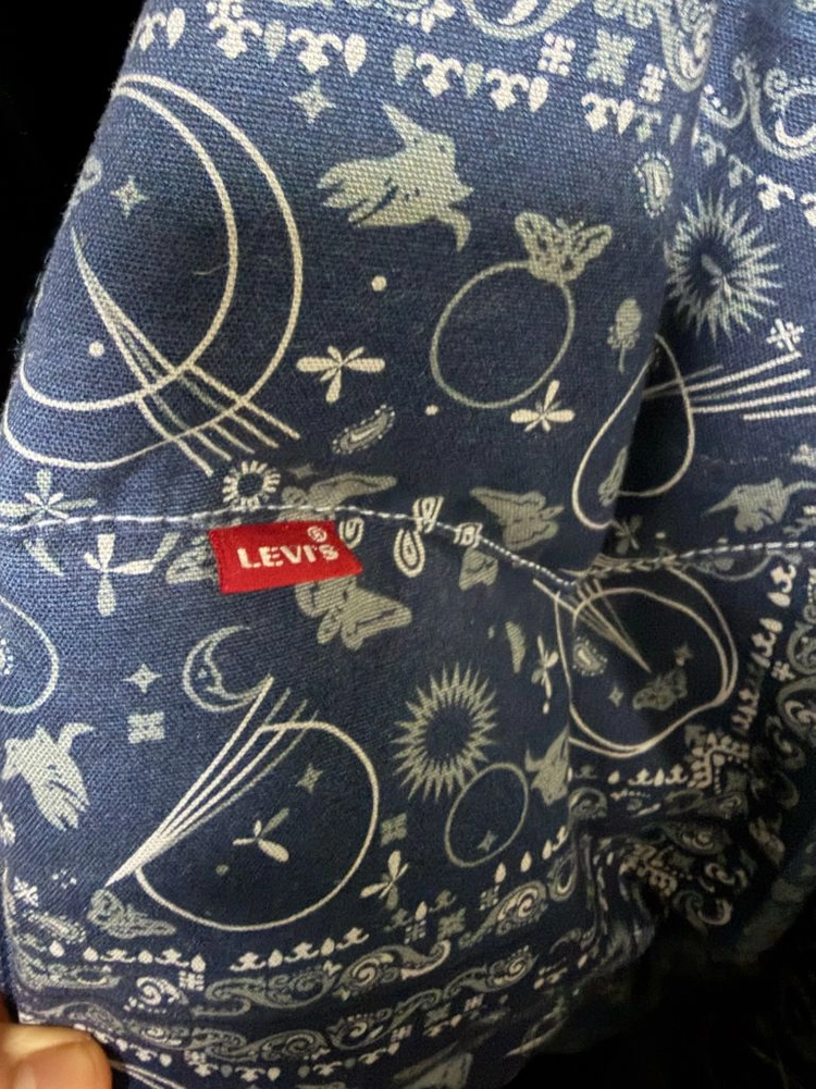 리바이스 루즈핏 반다나 푸퍼 패딩 S 이미지