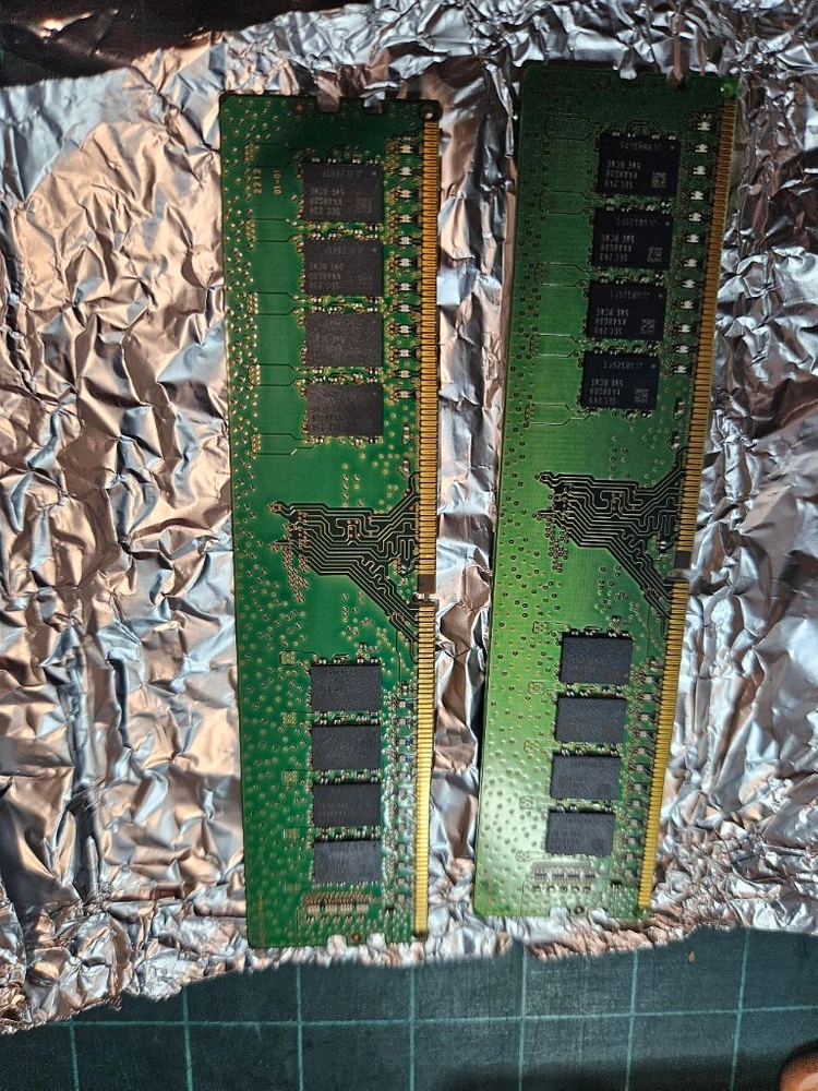 DDR4 16GB 메모리 이미지