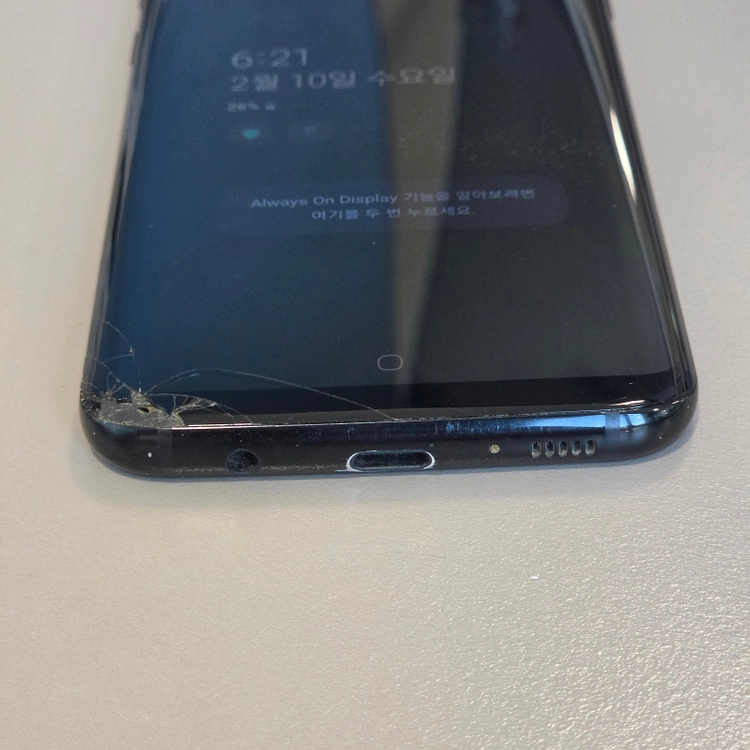 갤럭시 S8플러스 64기가 기능정상 게임용 단말기 4만 판매합니다 이미지