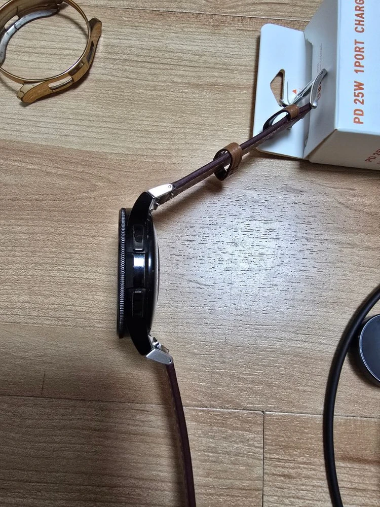갤럭시 워치6 클래식 47mm 블랙 LTE버전. 이미지