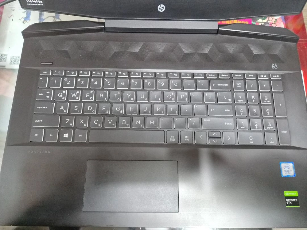 HP 파빌리온 17.3인치 게이밍 노트북 i7-9750H 1660Ti 램24gb 17-CD0048TX 17인치 게이 이미지