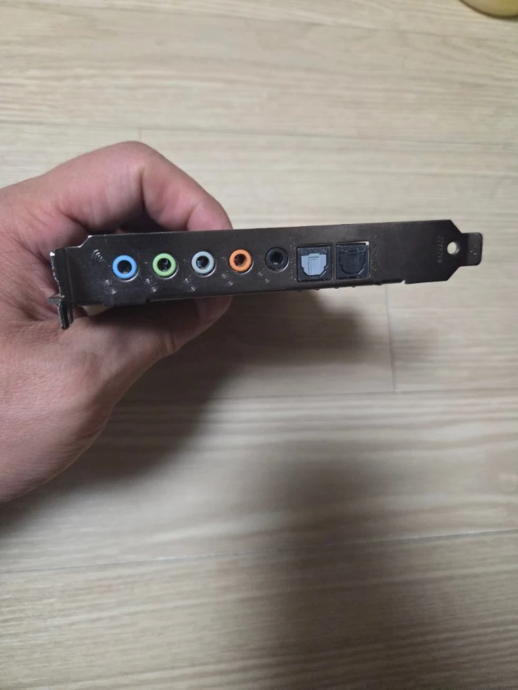 X-Fi 티타늄 밸류 에디션 사운드 카드 SB0880 이미지