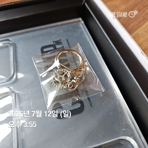 클램프전) 클램프 전시회 무신사 굿즈 아크릴 키링 연결고리 이미지