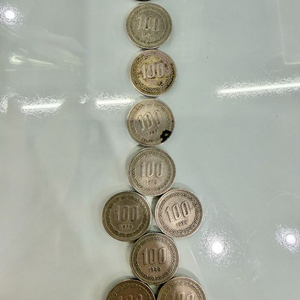 옛날 100원 동전.(82,80,79,78,77,75,74,72) 이미지