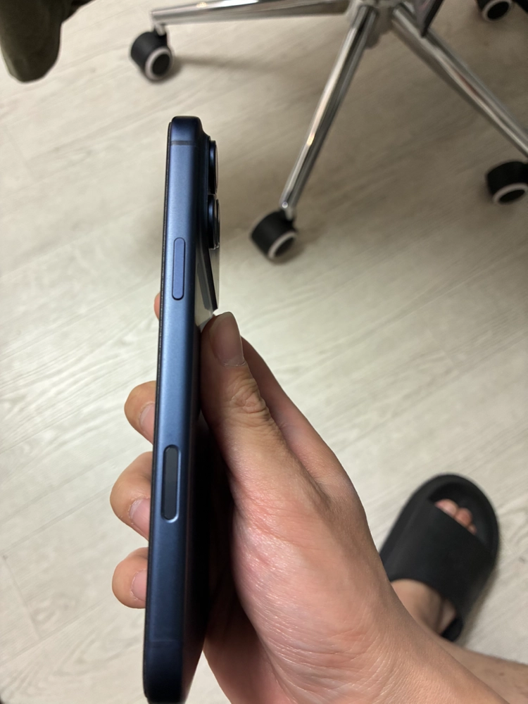 대구 아이폰17 프로 맥스 256 기가 팝니다 이미지