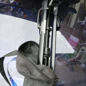 고급형두꺼운카메라 삼각대 이미지