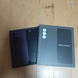 갤럭시Z폴드8울트라 512G 개봉새것 이미지