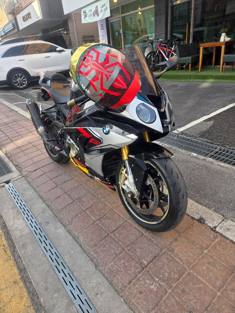 BMW S1000RR 이미지