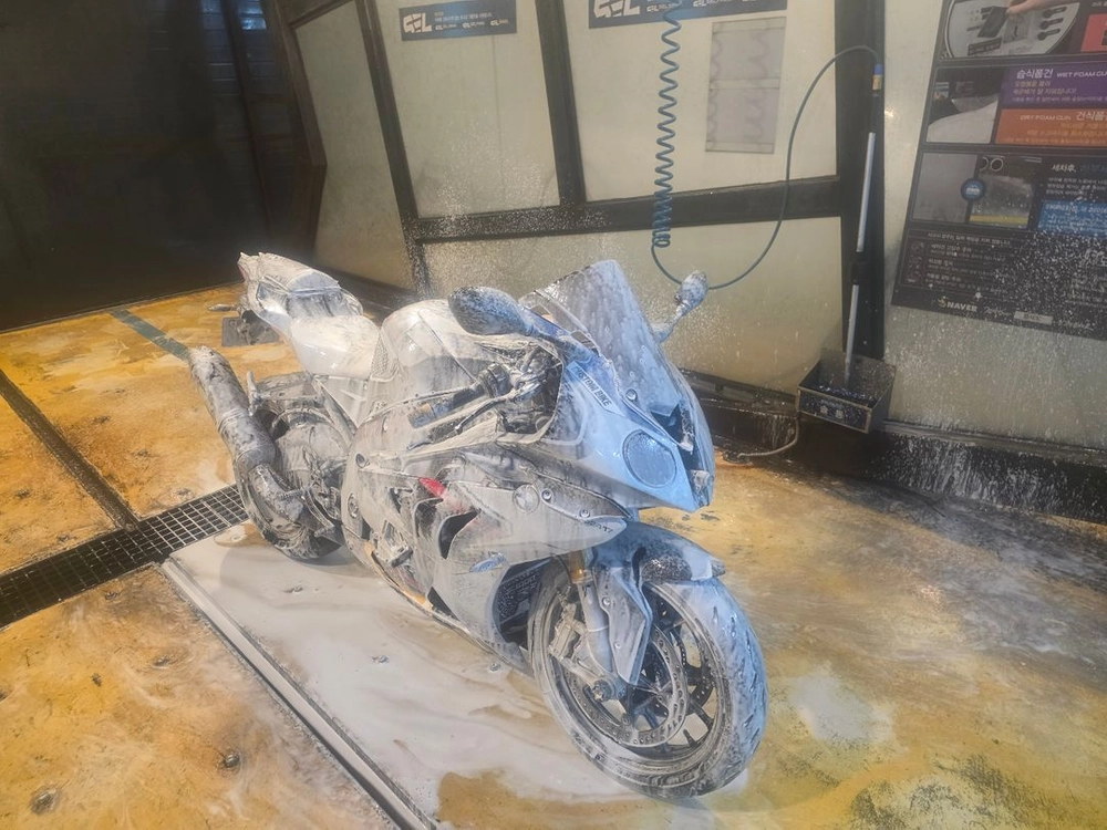 BMW S1000RR 이미지
