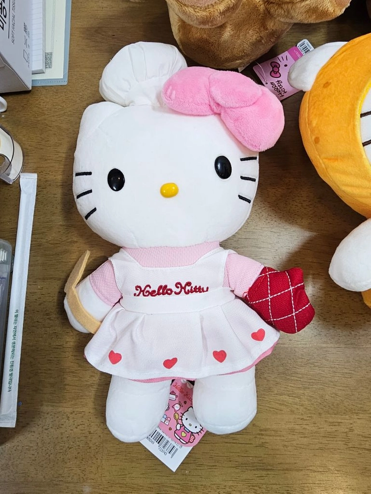 산리오 키티 헬로키티 중형 인형 새거 팔아요 이미지