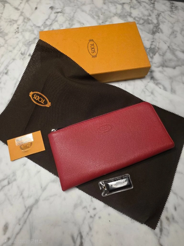 TODS 레드 가죽 클러치 이미지