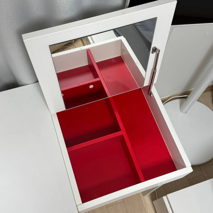 이케아 브림네스 화장대 화이트 70x42 팝니다. IKEA BRIMNES 이미지
