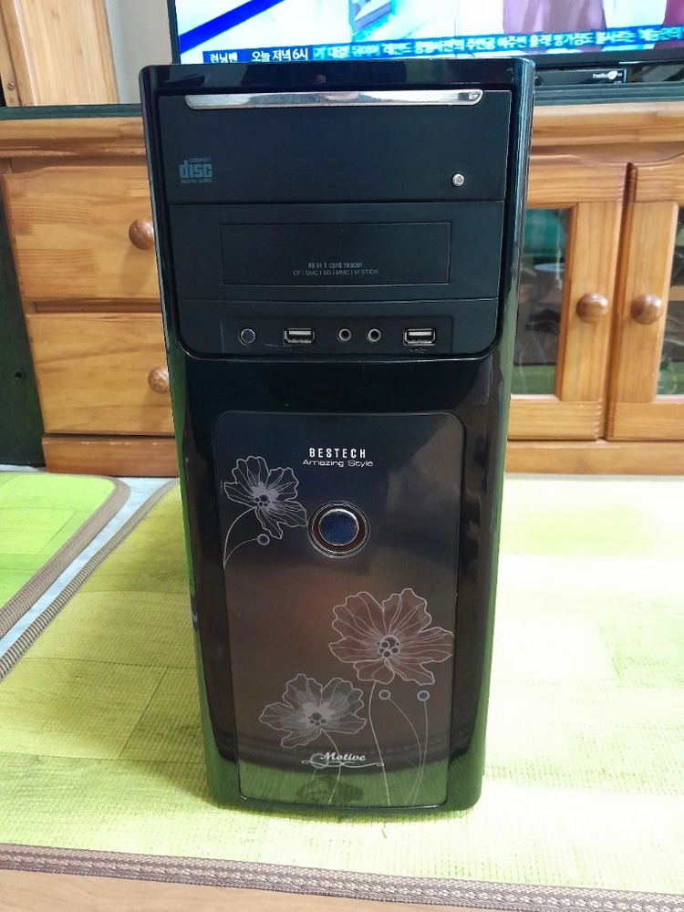 중고 골동품 윈도우 xp용 컴퓨터 54000원 이미지