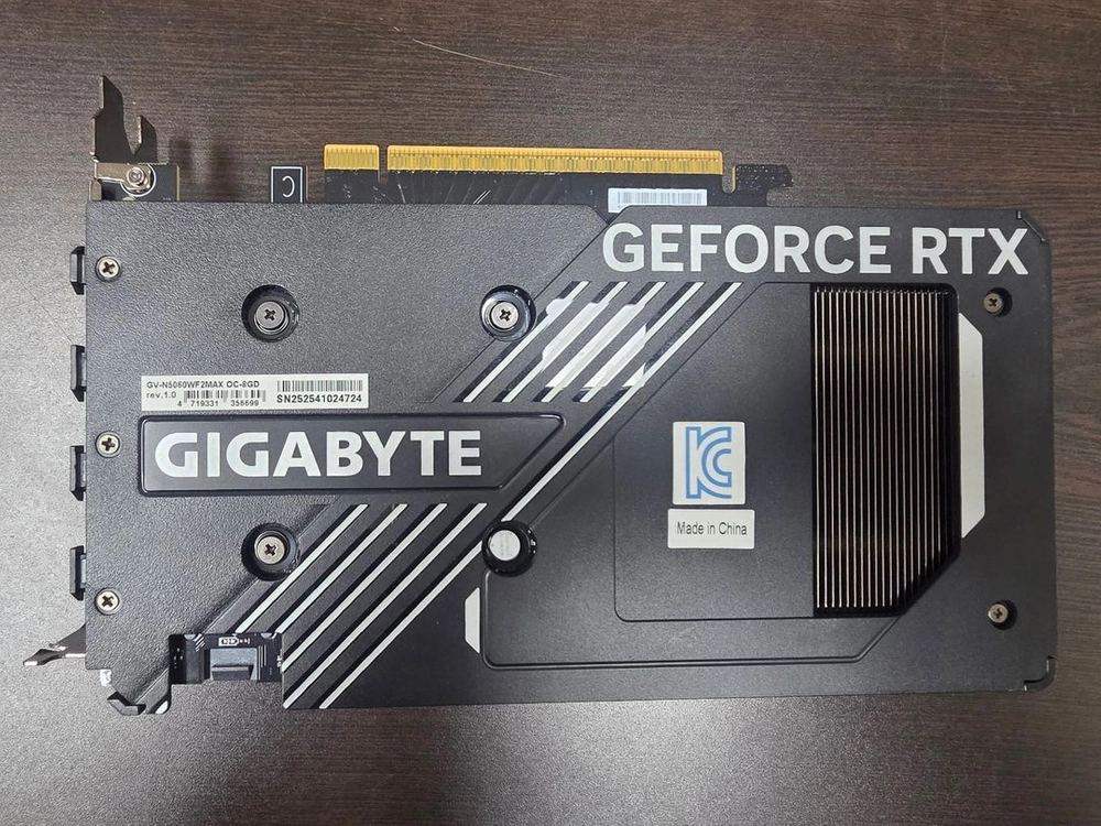[풀박스] GIGABYTE 지포스 RTX 5060 WINDFORCE MAX OC D8 8GB (피씨디렉트) 이미지