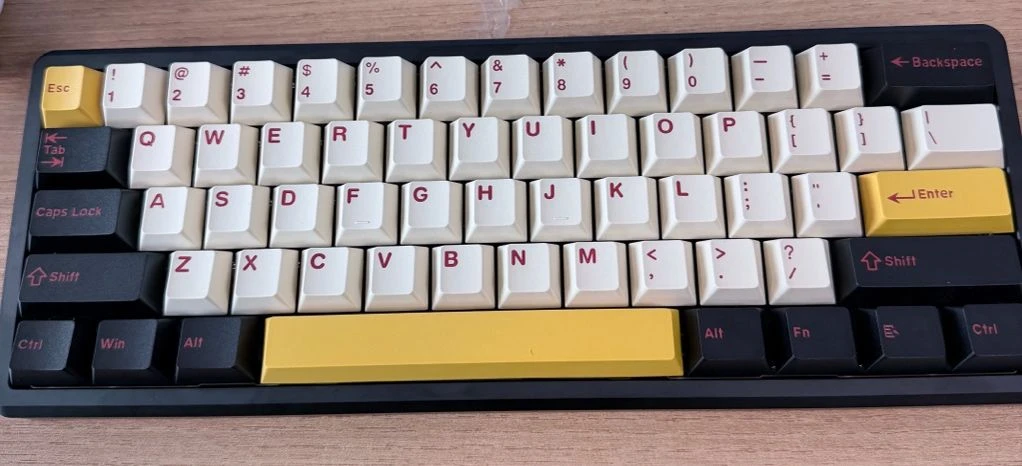 베놈 venom 60he 6.25 RGB 풀알루하우징 래피드 자석축 키보드 이미지