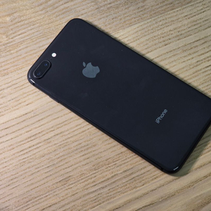 아이폰8+플러스 블랙 64GB 카메라무음 S급 이미지