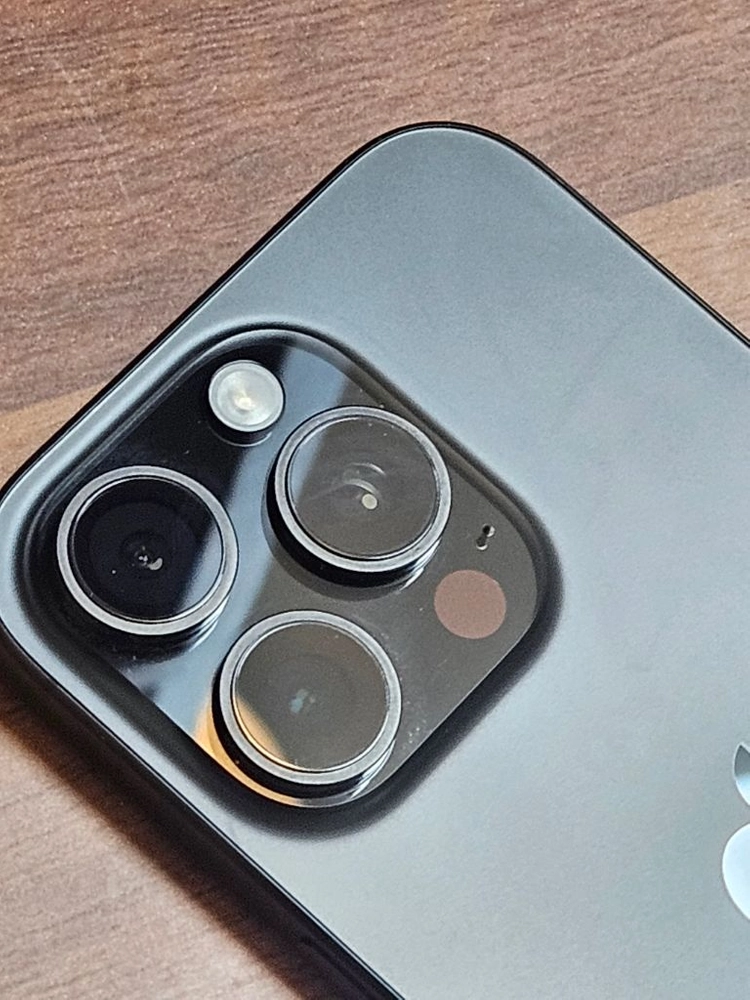 아이폰16pro 128gb 이미지