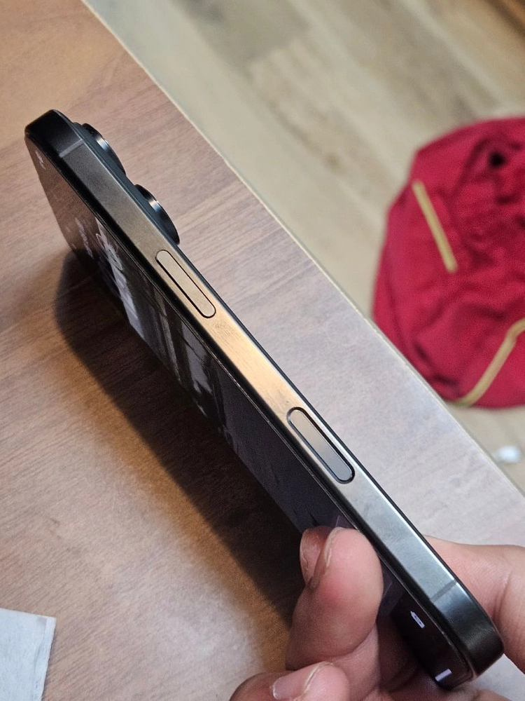 아이폰16pro 128gb 이미지