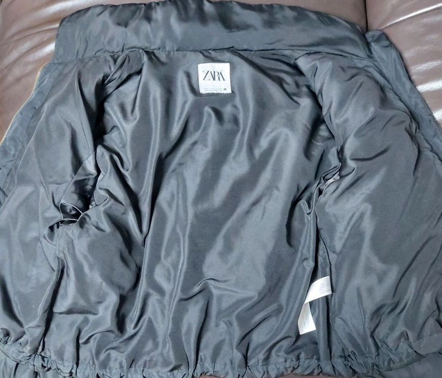 자라(ZARA) 다이아고날 푸퍼 패딩 자켓 / S사이즈 (블랙) 이미지