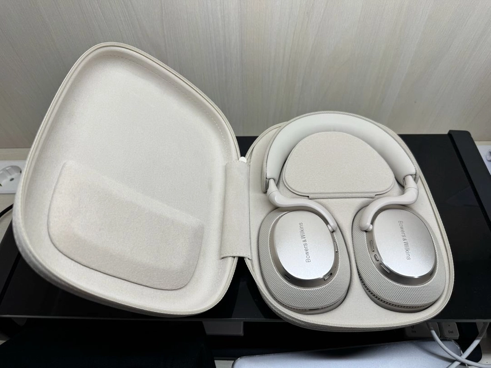 바워스 앤 윌킨스 PX7 S3 헤드폰 + BTD 700(동글) 이미지