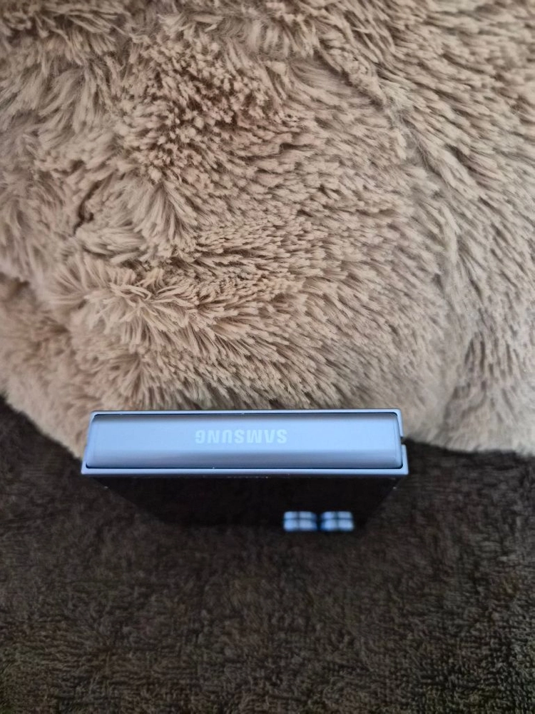 삼성 갤럭시 Z플립6 256GB 깨끗 이미지