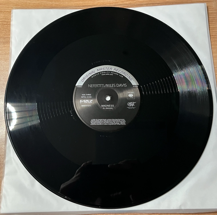마일스 데이비스 Miles Davis Nefertiti LP Vinyl 이미지