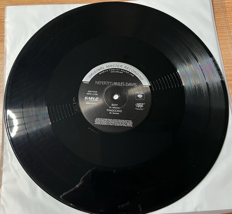 마일스 데이비스 Miles Davis Nefertiti LP Vinyl 이미지
