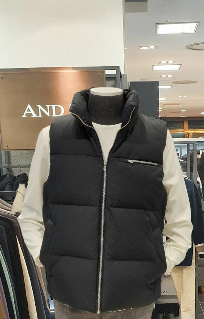 [미착용 제품] 앤드지 오버핏 덕다운 패딩 베스트 조끼 네이비 105 XL 사이즈 이미지