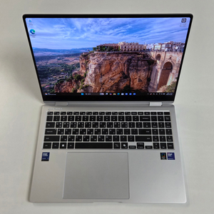 삼성 갤럭시북5 프로360 NT960QHA-KD72S 판매합니다 이미지