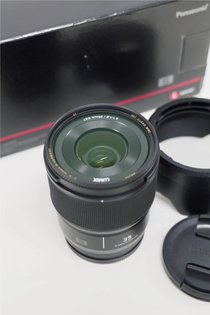 루믹스S 35mm f1.8 이미지