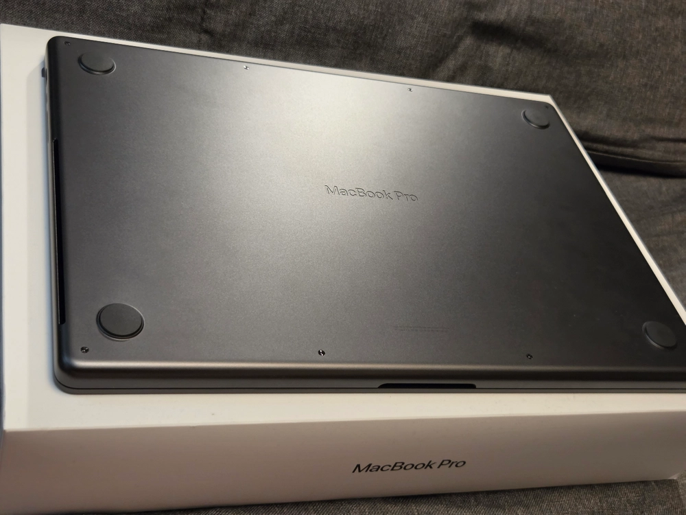 애플 맥북 m3 MAX 64GB 16인치 이미지