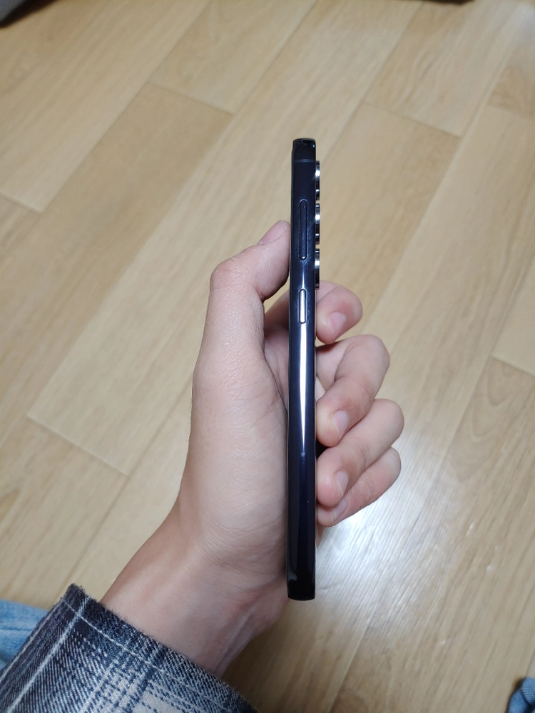 갤럭시 S23 256GB 블랙 팝니다. 이미지