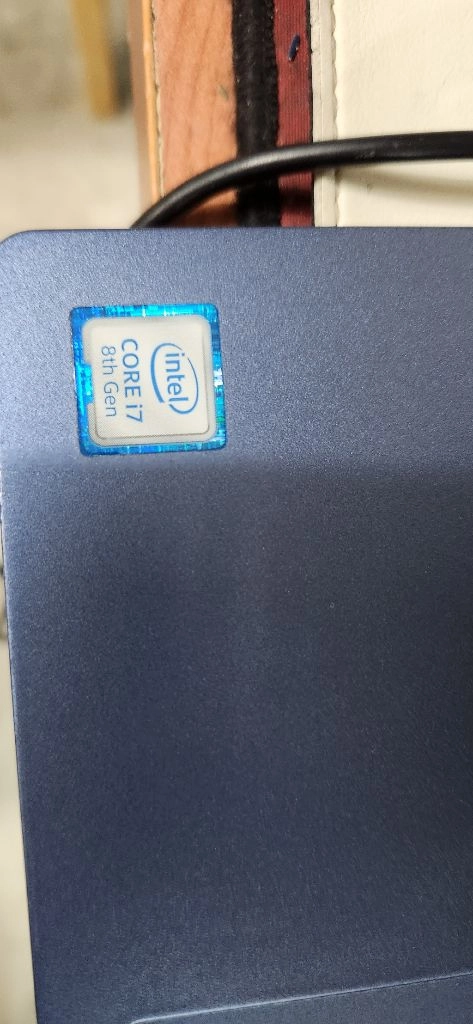 레노버 아이디어펴드 330S i7 8550U 이미지