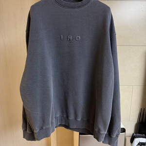 IRO PARIS 이로맨 25fw 네이비 워싱 맨투맨 이미지